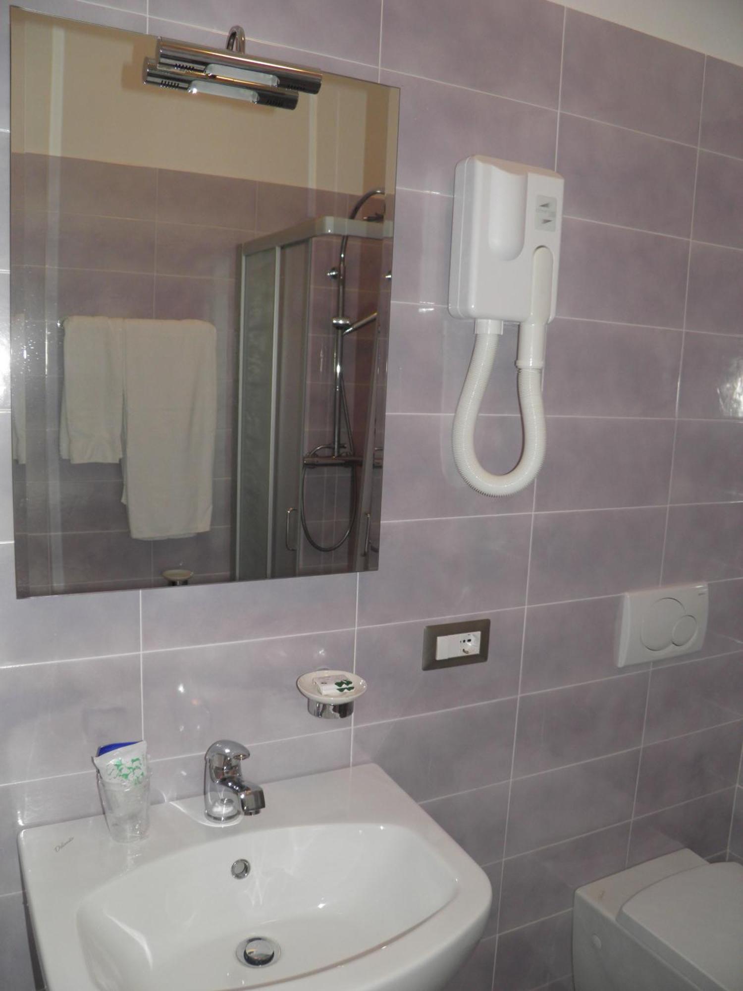 בורגומאנרו Hotel Ramoverde מראה חיצוני תמונה