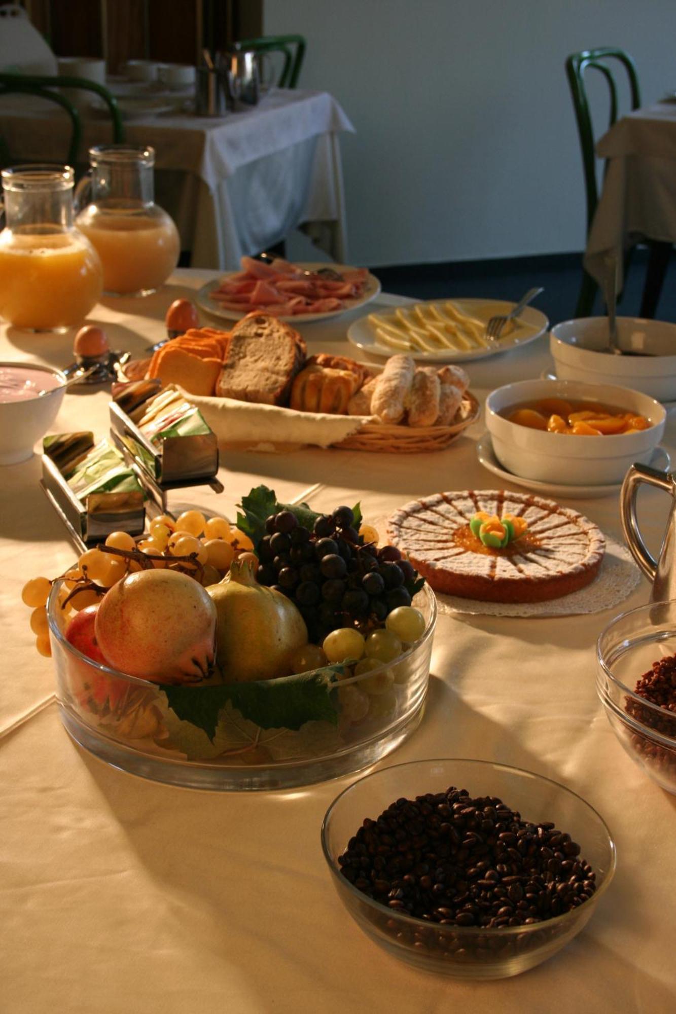 בורגומאנרו Hotel Ramoverde מראה חיצוני תמונה